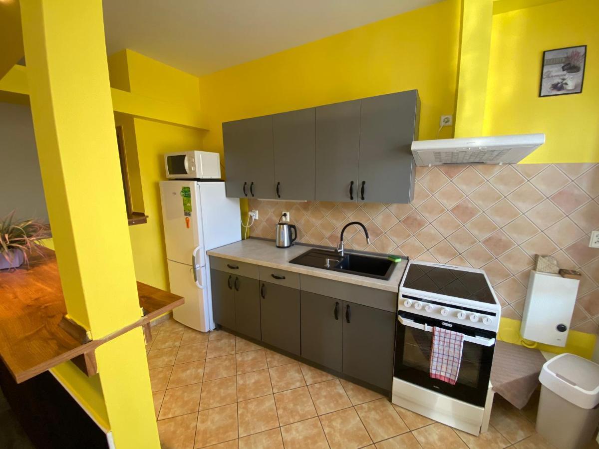 Apartment Martinec Nove Mesto nad Metuji Exterior photo